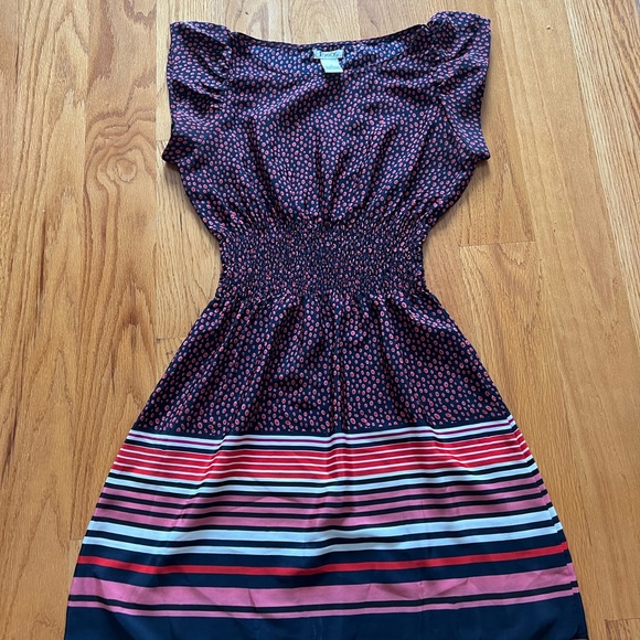 **BUNDLE** - Picture 4 of 10